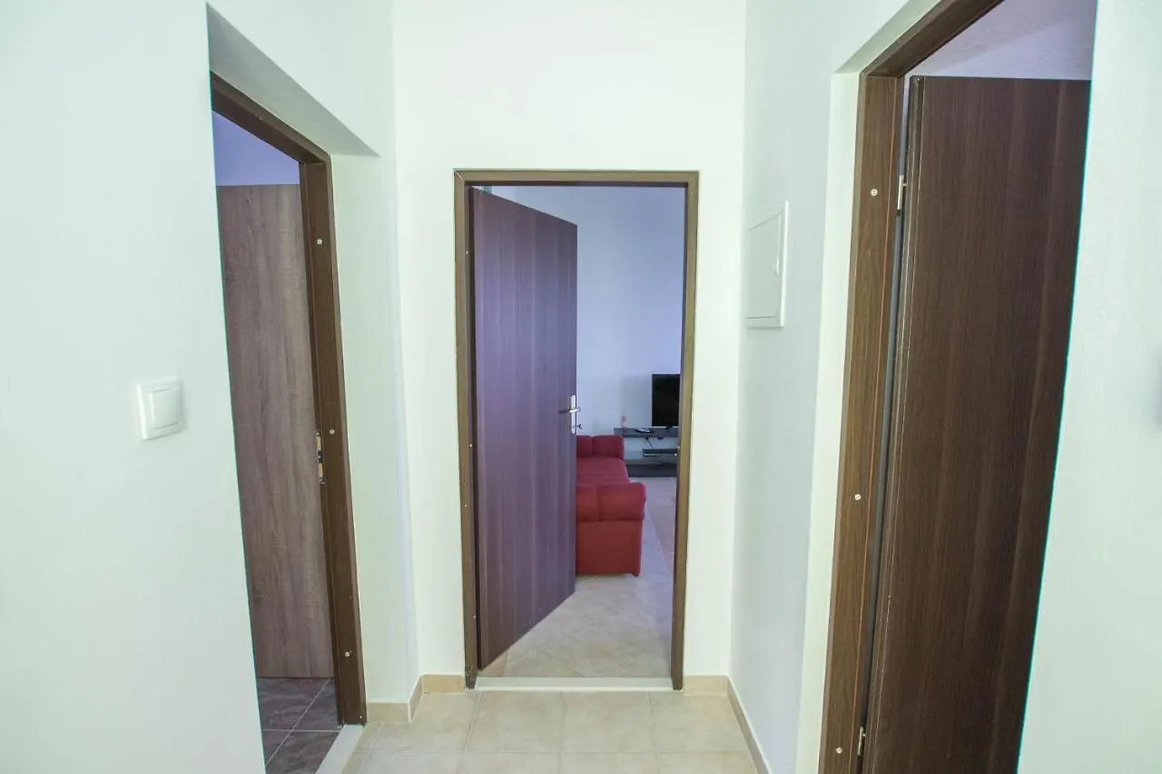 Apartment Andrea Τρογκίρ Κροατία
